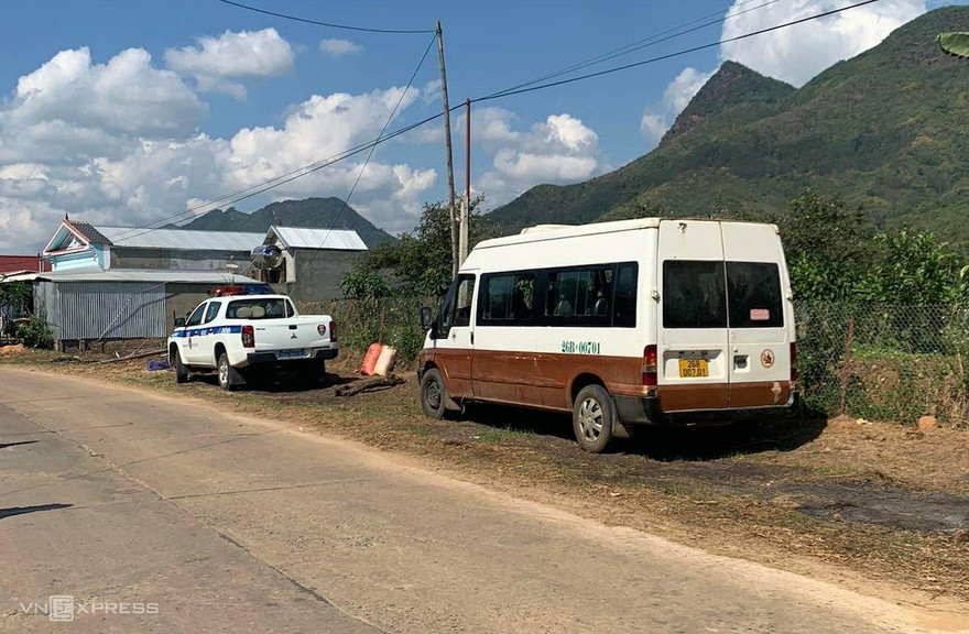 Nhiều tai nạn giao thông xe đưa đón học sinh thời gian qua. Ảnh: VnExpess.
