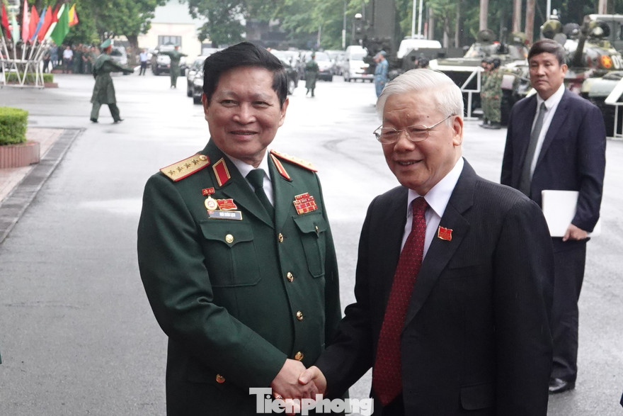 Tổng Bí thư, Chủ tịch nước Nguyễn Phú Trọng dự và chỉ đạo Đại hội Đảng bộ Quân đội