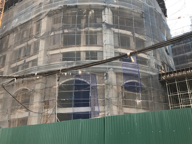 Sau vụ tai nạn nghiêm trọng làm 2 người tử vong, dự án Sunshine Garden vẫn thi công tấp nập