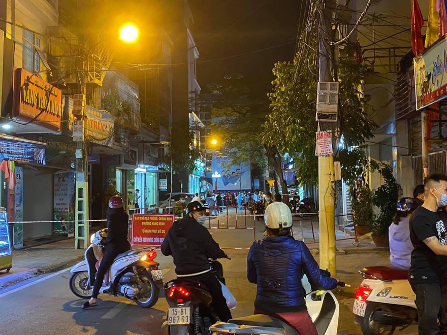 Chốt kiểm soát COVID-19 tại phường Hàng Kênh (quận Lê Chân, Hải Phòng). Ảnh: Haiphong.gov