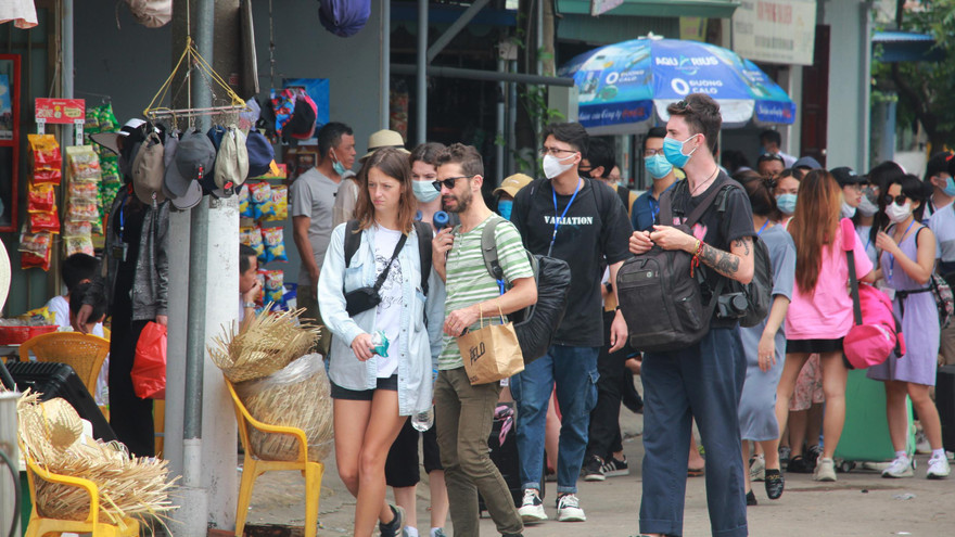 Hải Phòng cho phép nhà hàng, quán ăn hoạt động trở lại từ 15/9