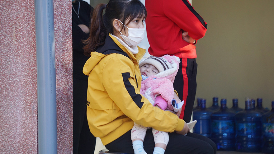 Mong ngóng được rời khu cách ly ở Hải Phòng về nhà ăn Tết