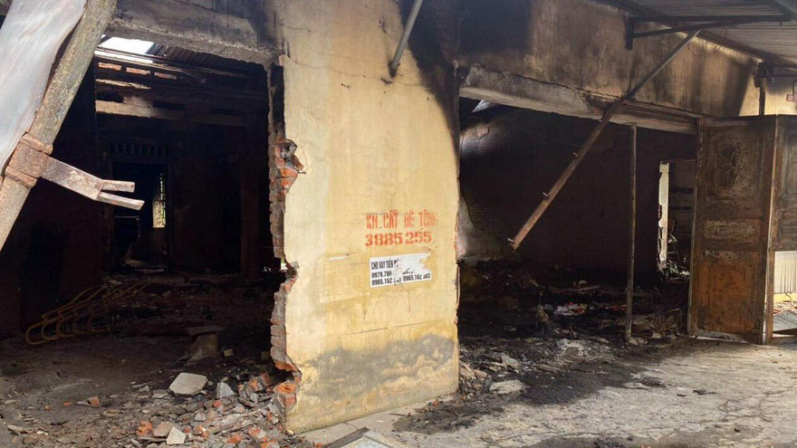 Hiện trường vụ hỏa hoạn xảy ra tại xã Dũng Tiến, huyện Vĩnh Bảo rạng sáng 26/7.