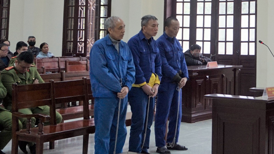 Các bị cáo tại tòa.