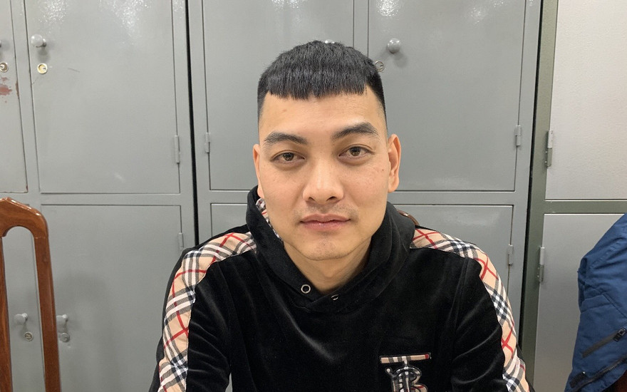 Hồ Văn Khoa đầu thú tại Công an Hà Nội.