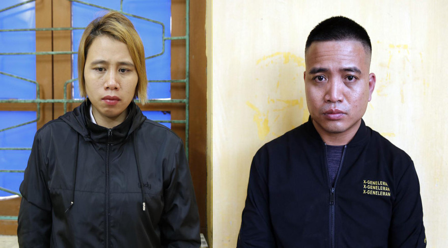 Đối tượng Phạm Thị Hà và Nguyễn Xuân Thắng tại cơ quan công an. Ảnh: Báo Hải Dương