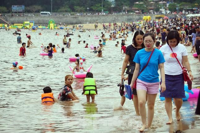 Bãi biển Đồ Sơn trước khi dịch bệnh bùng phát.