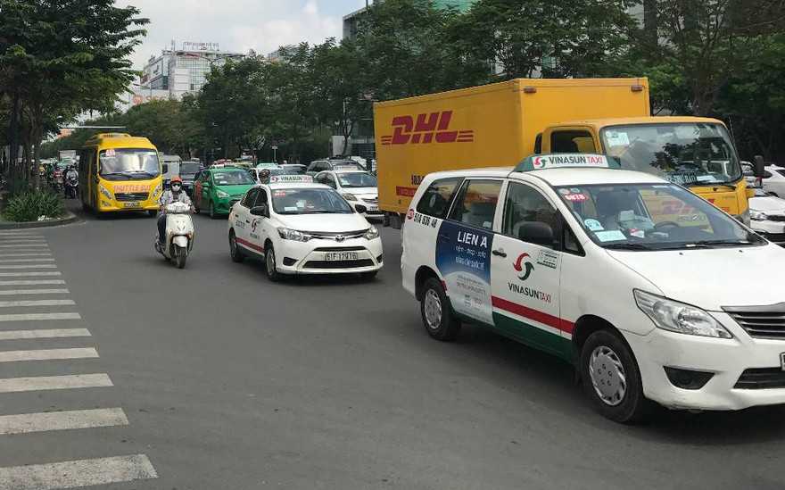 Việc thí điểm 5 điểm đón taxi cố định nhằm chấn chỉnh việc đón trả khách không đúng nơi quy định.
