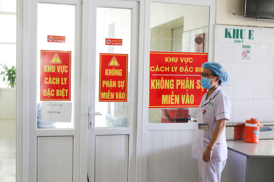 Cận cảnh bên trong khu cách ly, điều trị cho bệnh nhân mắc COVID-19 ở Nghệ An