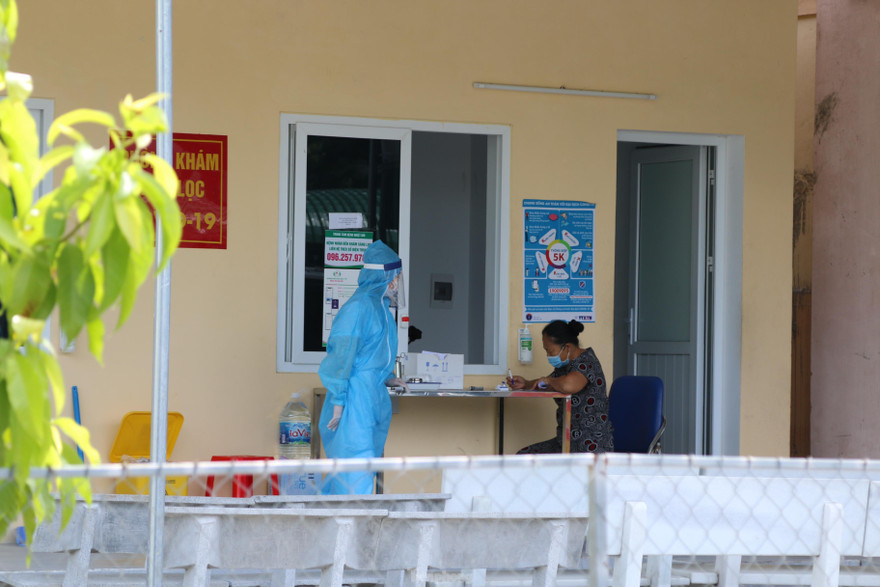 Hai người trốn tránh cách ly bị phạt 15 triệu đồng