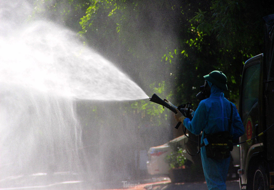 Nghệ An: Trưng dụng nhiều khách sạn, ký túc xá trường cao đẳng ở TP Vinh để cách ly F1