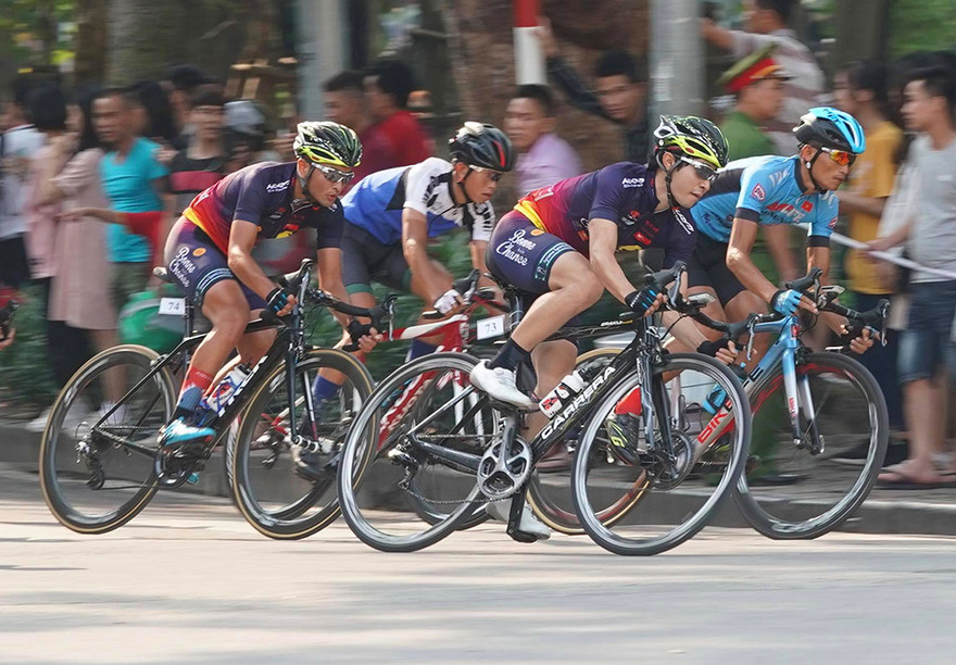 Khai mạc giải xe đạp 'Về Điện Biên Phủ-2019, Cúp Báo Quân đội nhân dân'