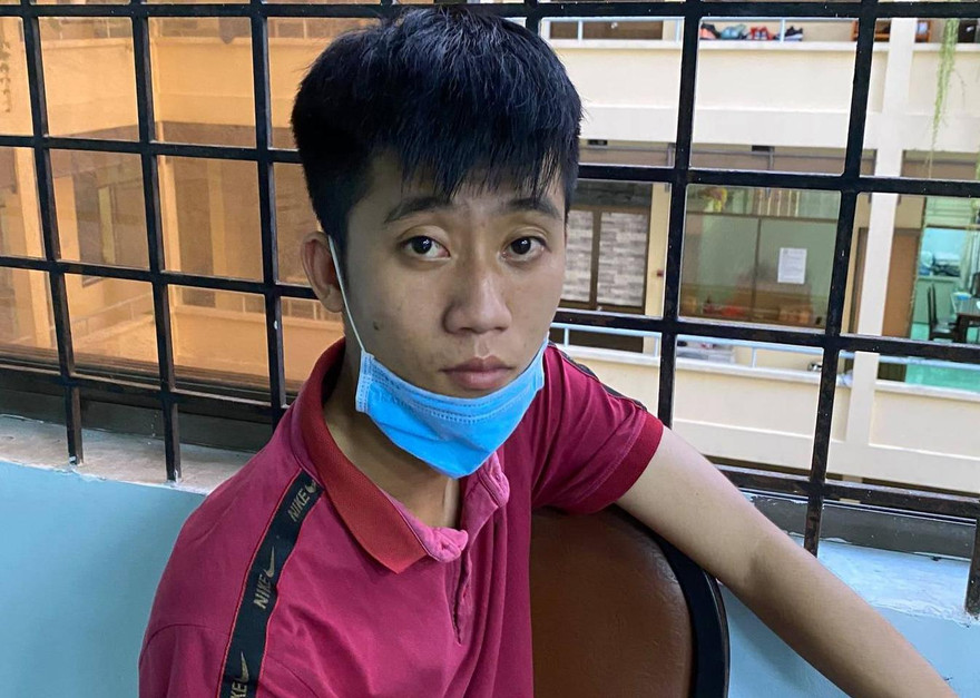 Bùi Đức Điệp tại công an.