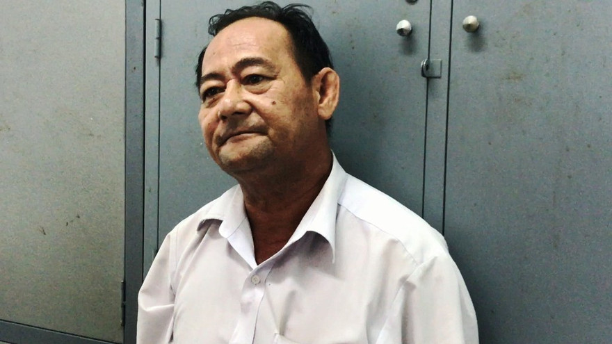 Tài xế Chung tại công an.