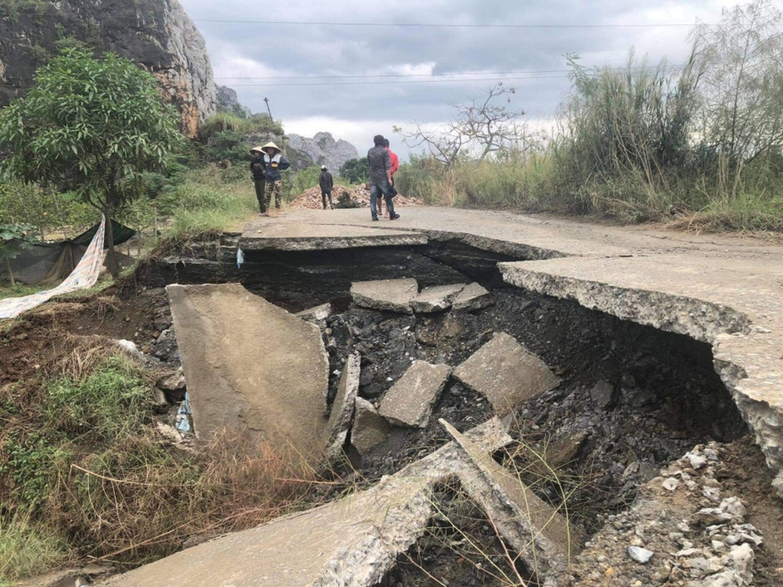 Hiện tượng sạt lở xảy ra tại xã An Sơn (Thuỷ Nguyên, Hải Phòng).