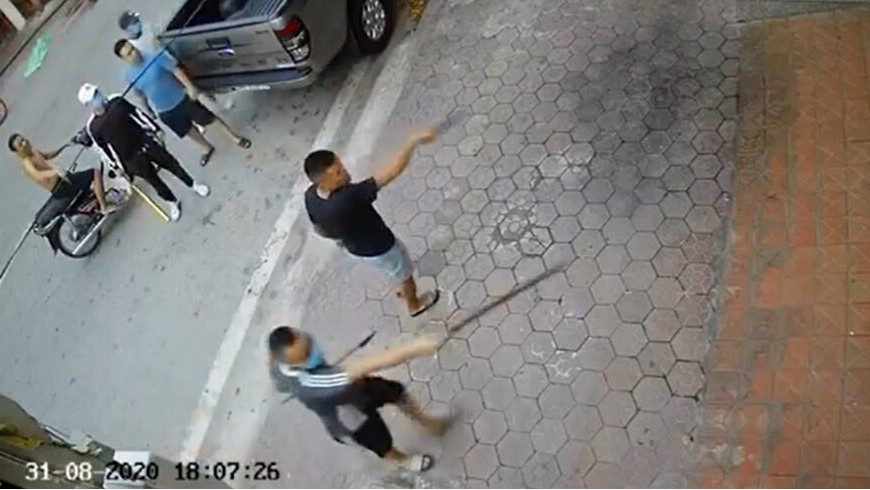 Nhóm đối tượng gây rối tại nhà dân ở Hải Dương.