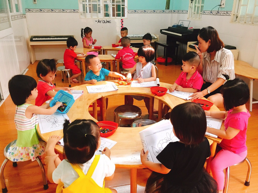 Trường học được yêu cầu không thu học phí trong thời gian học sinh nghỉ học vì dịch Covid-19