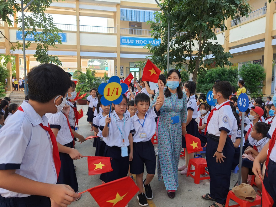 Học sinh lớp 1 được chào đón nồng nhiệt