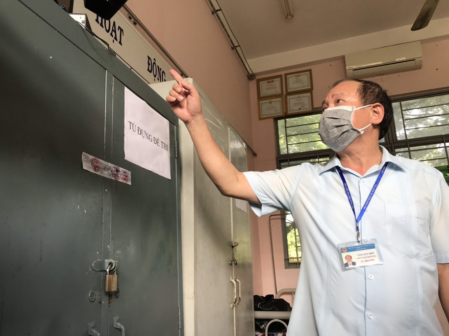 Thanh tra Bộ GD&ĐT kiểm tra công tác thi tại Tình Long An ngày 8/8