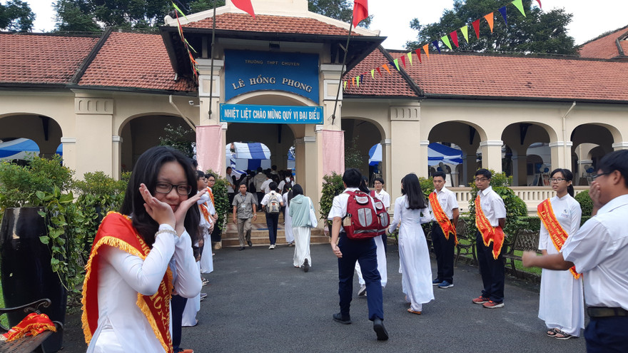 Học sinh lớp 12 TPHCM sẽ đi học lại từ ngày 9/3, các lớp còn lại tiếp tục nghỉ