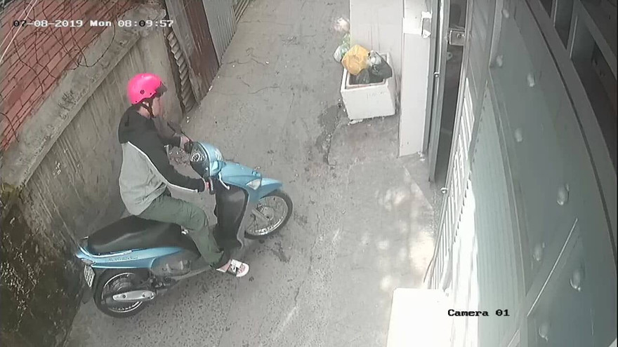 T. vào phòng nạn nhân rồi rời đi vào thời điểm xảy ra vụ việc.