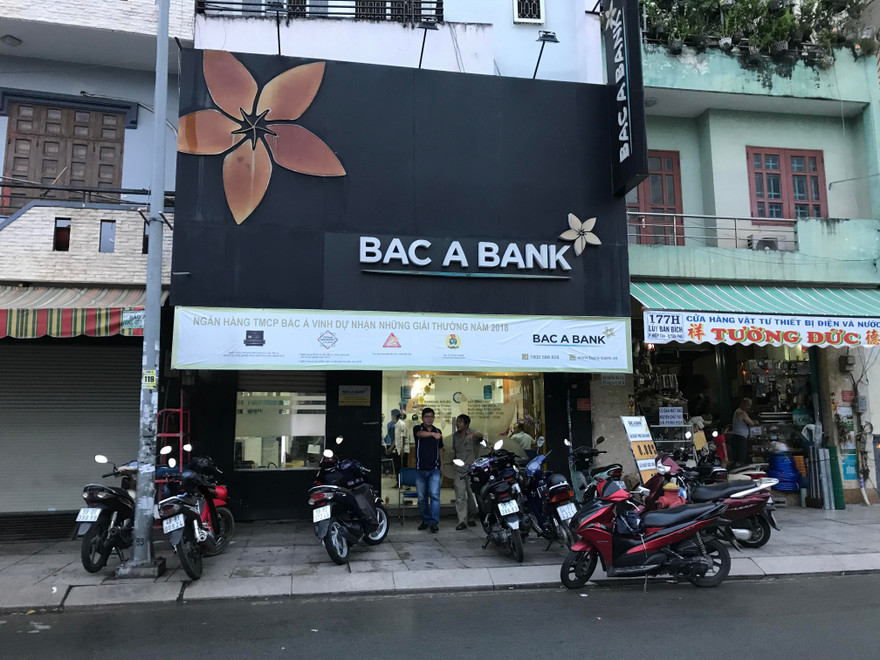 Ngân hàng xảy ra vụ việc.