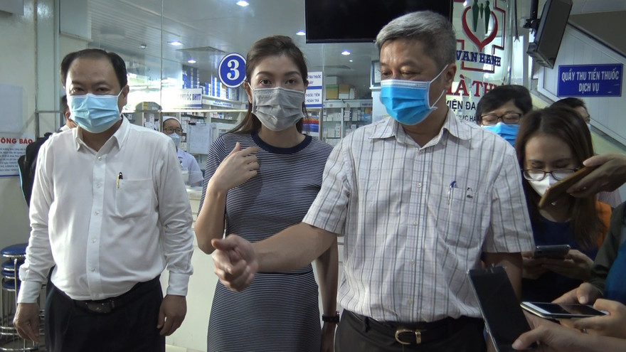 Thứ trưởng Bộ Y tế làm việc với các bệnh viện tại TPHCM.