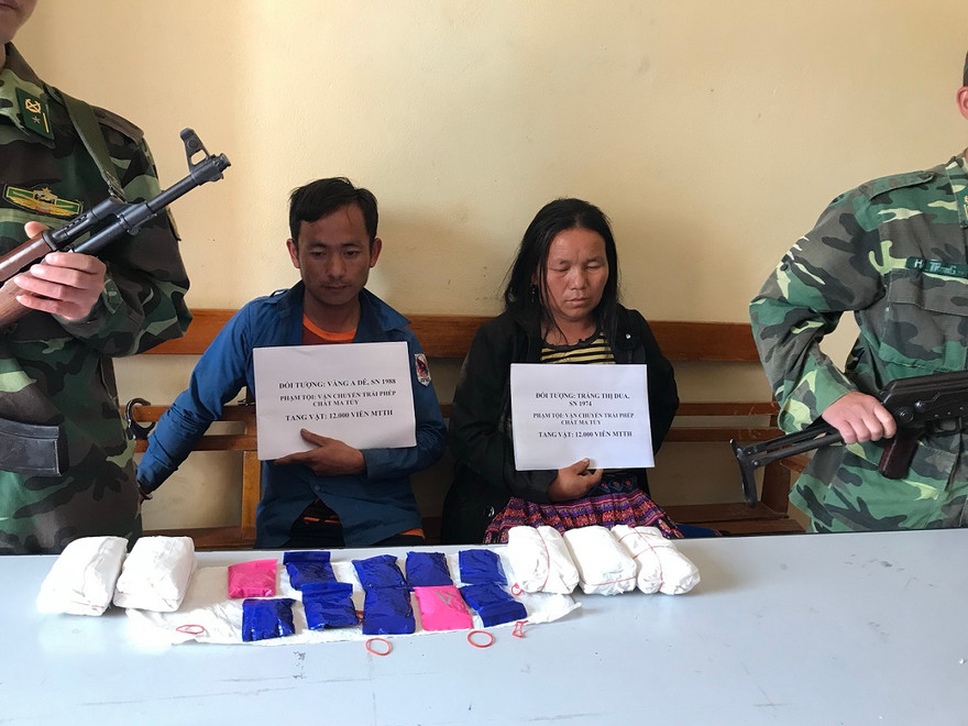 Hai đối tượng và tang vật vụ án