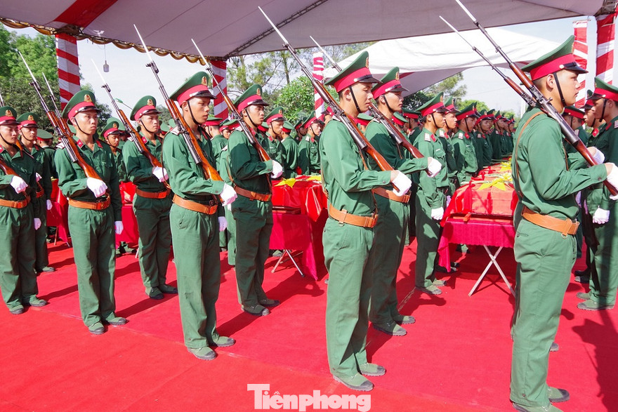 Lễ truy điệu và an táng hài cốt Liệt sĩ mùa khô 2018-2019 tại Nghĩa trang Liệt sĩ huyện Nghi Lộc