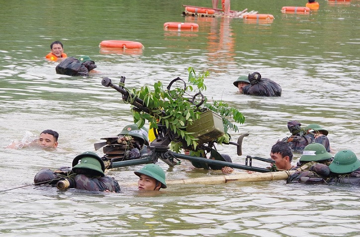 Trung đoàn 764 (Bộ CHQS tỉnh Nghệ An) thực hiện diễn tập vòng tổng hợp năm 2018