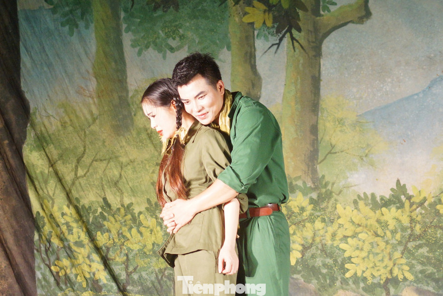 Một cảnh trong vở diễn. Ảnh: Nguyễn Minh