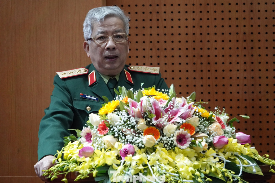 Thượng tướng Nguyễn Chí Vịnh, Thứ trưởng Bộ Quốc phòng phát biểu tại hội nghị. Ảnh: Nguyễn Minh