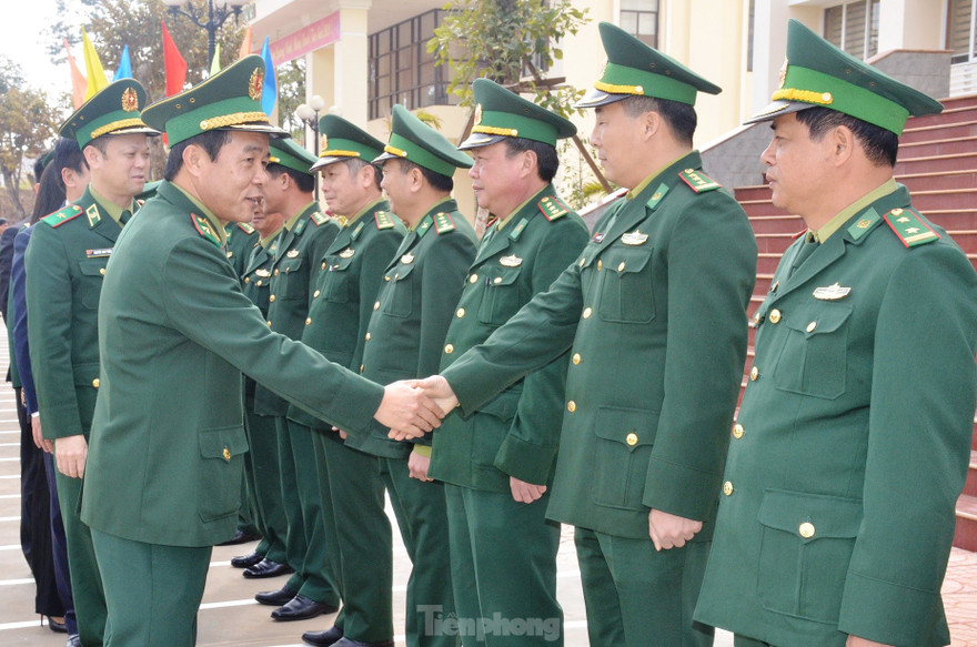 Thiếu tướng Lê Đức Thái tới làm việc với Bộ Chỉ huy Bộ đội Biên phòng tỉnh Gia Lai, chiều 18/1