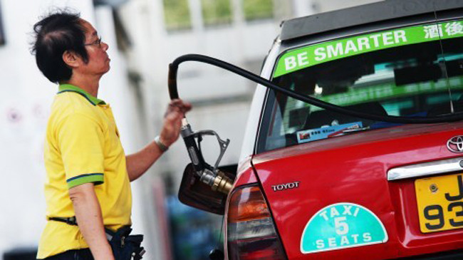 Nơi có giá xăng đắt nhất thế giới