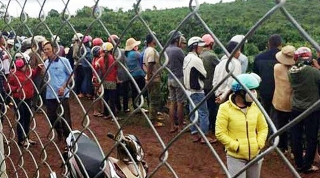 Hiện trường nơi phát hiện thi thể nạn nhân tại huyện Di Linh.