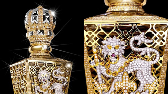 Chi tiết tinh xảo trên chai nước hoa đắt nhất thế giới "No 1 Passant Guardant".