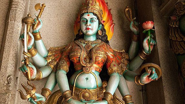 Hung thủ sát hại cậu bé 4 tuổi để lấy máu cúng nữ thần Kali. Ảnh: Alamy