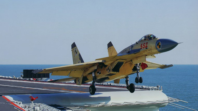 Chiến đấu cơ J-15 của Trung Quốc có thể không kích IS ở Syria thuộc loại tiêm kích hạm.