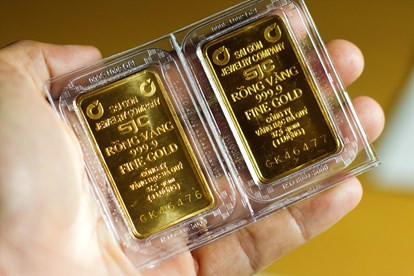 Thị trường vàng trong nước đang bị làm giá?