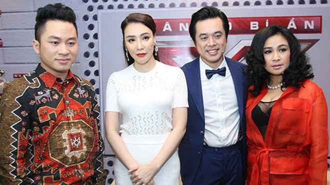 Bốn giám khảo của X Factor 2016.