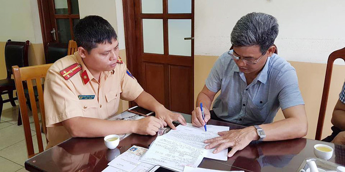 Tài xế Lê Đức Khổng được xác định là người điều khiển chiếc Mercedes BKS 29A-77.777 di chuyển ngược chiều trong hầm Kịm Liên