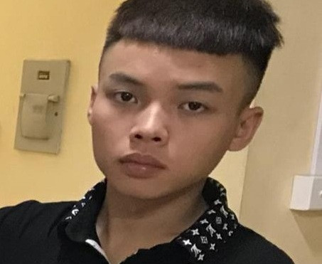 Đàm Đức Siêu Anh tại cơ quan công an.