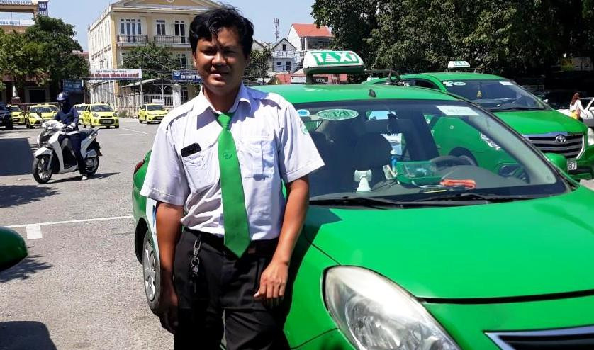Tài xế Quang, người đỡ đẻ trên taxi.