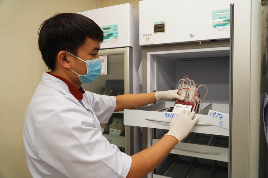 Lượng máu dự trữ của Bệnh viện Chợ Rẫy đang cạn dần.