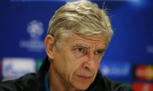 HLV Wenger nay phải cạnh tranh với cả giải Trung Quốc trong việc chiêu mộ cầu thủ. Ảnh: Reuters. 