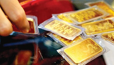 Cận ngày Vía Thần tài, vàng vẫn giảm mạnh