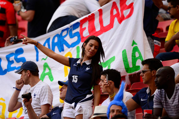 Người đẹp Ludivine Kadri