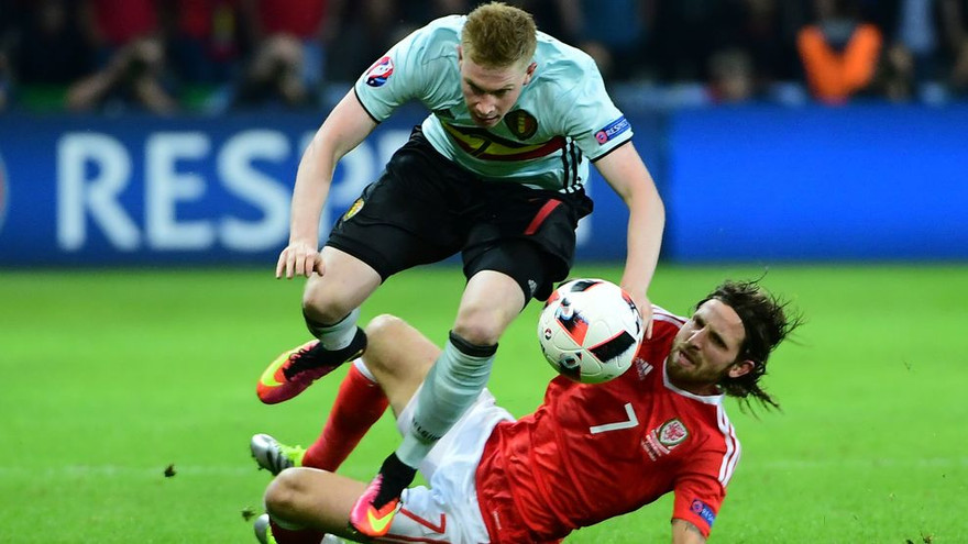 Mục kích 'địa chấn xứ Wales' hất văng Bỉ khỏi EURO