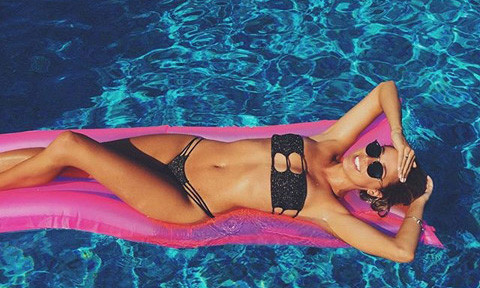 Siêu mẫu Daniella Grace