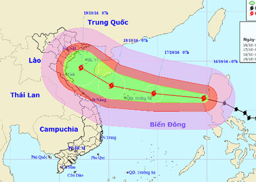 Bão Sarika hình thành ngày 13/7, khi vào biển Đông mạnh cấp 14. Ảnh: NCHMF.